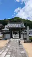 真禅寺の{uncategorized: "未分類", other: "その他", undefined: "問題あり", building: "その他建物", grave: "お墓", sacred_gate: "鳥居", guardian: "狛犬", statue: "像", buddha: "仏像", history: "歴史", nature: "自然", garden: "庭園", animal: "動物", pagoda: "塔", temizu: "手水舎", mountain_gate: "山門・神門", sanctuary: "本殿・本堂", subordinate: "末社・摂社", art: "芸術", scenery: "景色", jizo: "地蔵", ema: "絵馬", goshuin: "御朱印", omikuji: "おみくじ", items: "授与品その他", amulet: "お守り", goshuincho: "御朱印帳", eats: "食事", festival: "お祭り", votive_dance: "神楽", shichigosan: "七五三参", wedding: "結婚式", experience: "体験その他", initially: "初詣", around: "周辺", anti_infection: "感染症対策"}