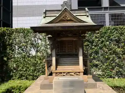 飛姫稲荷神社の{uncategorized: "未分類", other: "その他", undefined: "問題あり", building: "その他建物", grave: "お墓", sacred_gate: "鳥居", guardian: "狛犬", statue: "像", buddha: "仏像", history: "歴史", nature: "自然", garden: "庭園", animal: "動物", pagoda: "塔", temizu: "手水舎", mountain_gate: "山門・神門", sanctuary: "本殿・本堂", subordinate: "末社・摂社", art: "芸術", scenery: "景色", jizo: "地蔵", ema: "絵馬", goshuin: "御朱印", omikuji: "おみくじ", items: "授与品その他", amulet: "お守り", goshuincho: "御朱印帳", eats: "食事", festival: "お祭り", votive_dance: "神楽", shichigosan: "七五三参", wedding: "結婚式", experience: "体験その他", initially: "初詣", around: "周辺", anti_infection: "感染症対策"}