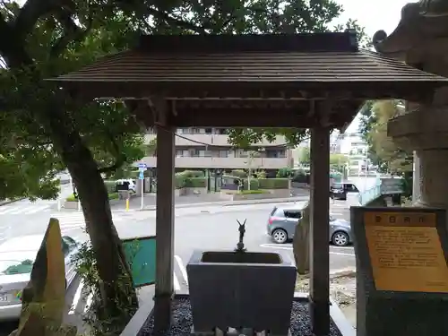 春日神社の手水舎