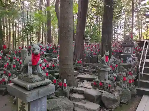 豊川閣　妙厳寺の像