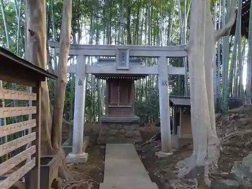 建功寺の末社