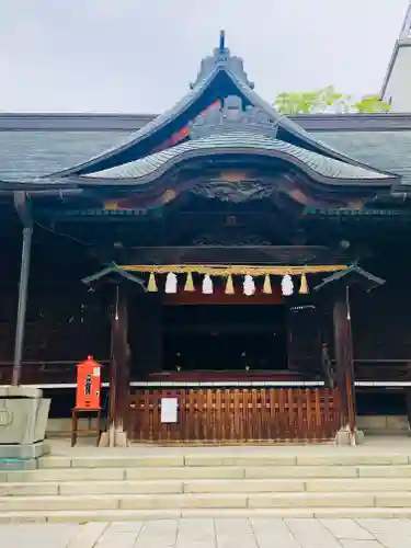 四柱神社の本殿