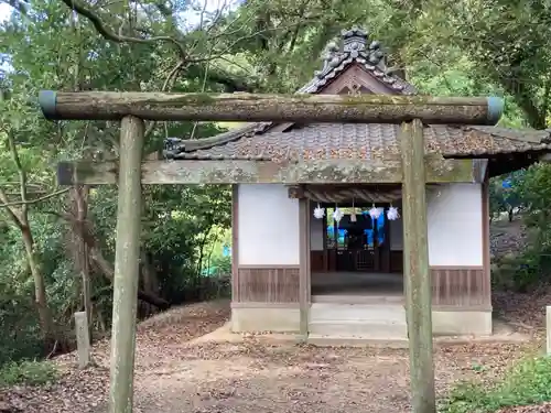素鵞神社の鳥居