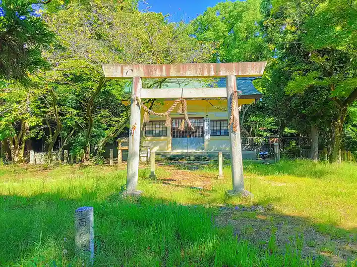 神明社(西堀江神明社)の鳥居