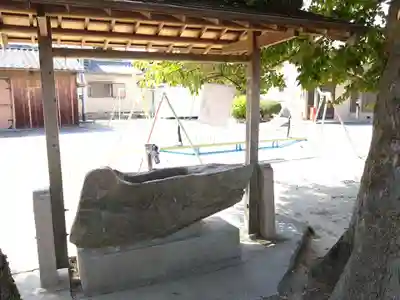 八幡社の手水舎