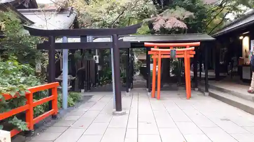 愛宕神社の末社