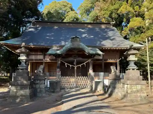 薩都神社の{uncategorized: "未分類", other: "その他", undefined: "問題あり", building: "その他建物", grave: "お墓", sacred_gate: "鳥居", guardian: "狛犬", statue: "像", buddha: "仏像", history: "歴史", nature: "自然", garden: "庭園", animal: "動物", pagoda: "塔", temizu: "手水舎", mountain_gate: "山門・神門", sanctuary: "本殿・本堂", subordinate: "末社・摂社", art: "芸術", scenery: "景色", jizo: "地蔵", ema: "絵馬", goshuin: "御朱印", omikuji: "おみくじ", items: "授与品その他", amulet: "お守り", goshuincho: "御朱印帳", eats: "食事", festival: "お祭り", votive_dance: "神楽", shichigosan: "七五三参", wedding: "結婚式", experience: "体験その他", initially: "初詣", around: "周辺", anti_infection: "感染症対策"}