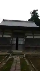 竜献寺の本殿