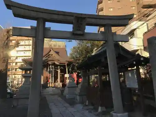 三輪厳島神社（弁天神社）の鳥居