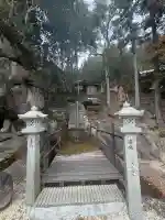 一の滝寺の{uncategorized: "未分類", other: "その他", undefined: "問題あり", building: "その他建物", grave: "お墓", sacred_gate: "鳥居", guardian: "狛犬", statue: "像", buddha: "仏像", history: "歴史", nature: "自然", garden: "庭園", animal: "動物", pagoda: "塔", temizu: "手水舎", mountain_gate: "山門・神門", sanctuary: "本殿・本堂", subordinate: "末社・摂社", art: "芸術", scenery: "景色", jizo: "地蔵", ema: "絵馬", goshuin: "御朱印", omikuji: "おみくじ", items: "授与品その他", amulet: "お守り", goshuincho: "御朱印帳", eats: "食事", festival: "お祭り", votive_dance: "神楽", shichigosan: "七五三参", wedding: "結婚式", experience: "体験その他", initially: "初詣", around: "周辺", anti_infection: "感染症対策"}