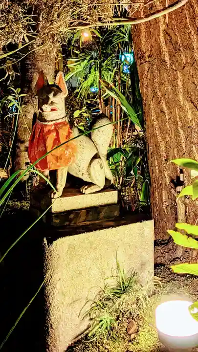 五十稲荷神社(栄寿稲荷神社)の狛犬