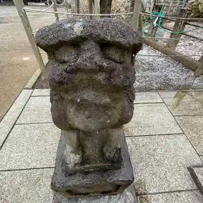 鳩森八幡神社の狛犬