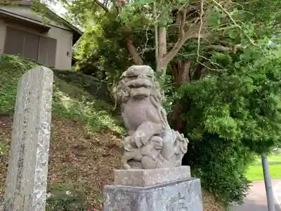 八幡神社の狛犬