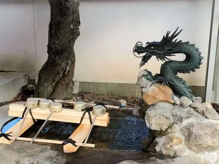 播州成田山法輪寺の手水舎