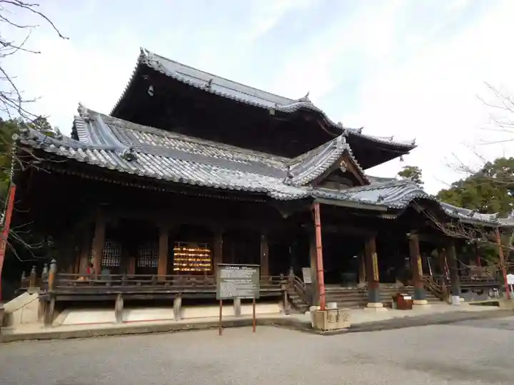 粉河寺の本殿・本堂