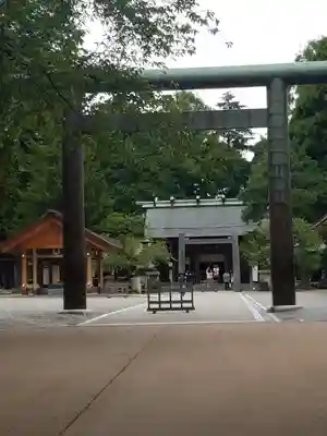 射水神社の鳥居