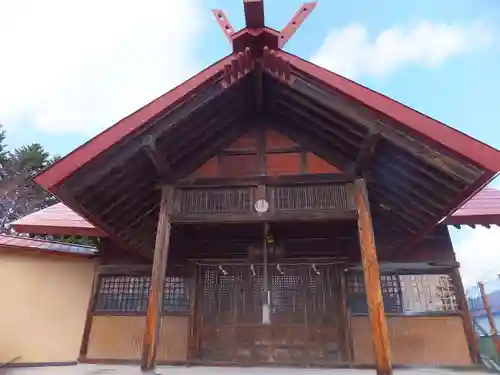 樺戸神社の本殿