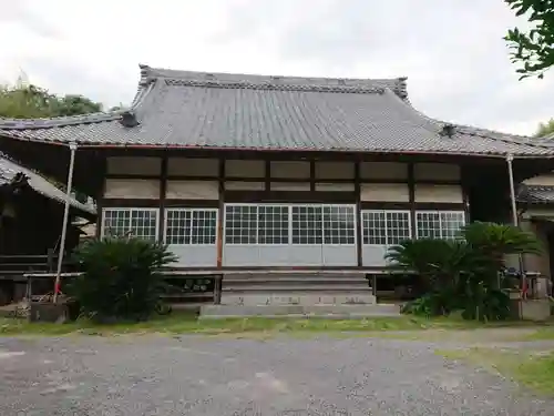全保寺の本殿・本堂