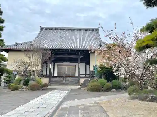 青竜寺の本殿・本堂