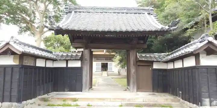 信力寺の山門・神門
