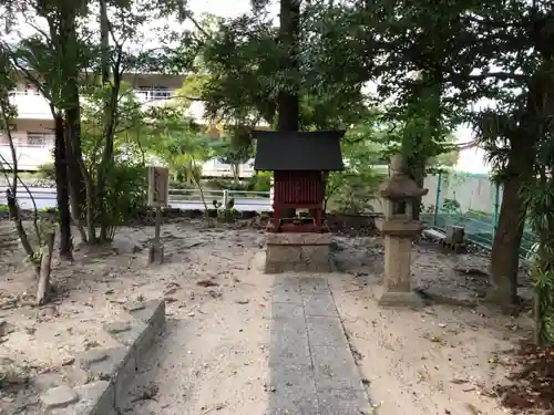 石田神社の末社