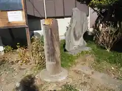 谷古宇稲荷神社の建物その他