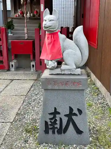 山蒼稲荷神社の狛犬