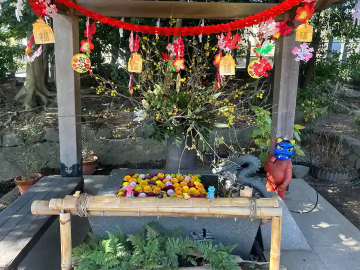 東海市熊野神社の手水舎