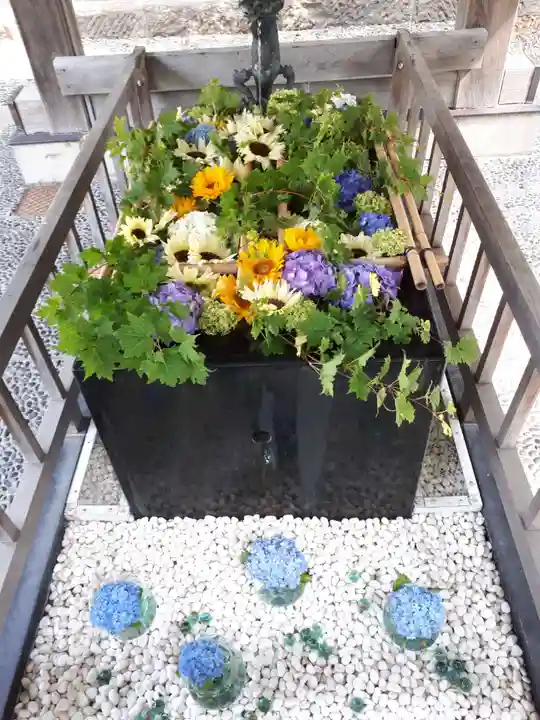 江南神社の手水舎