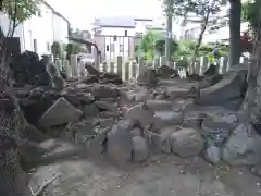 半田稲荷神社の建物その他