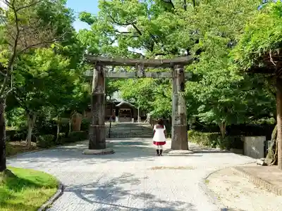 與止日女神社の鳥居
