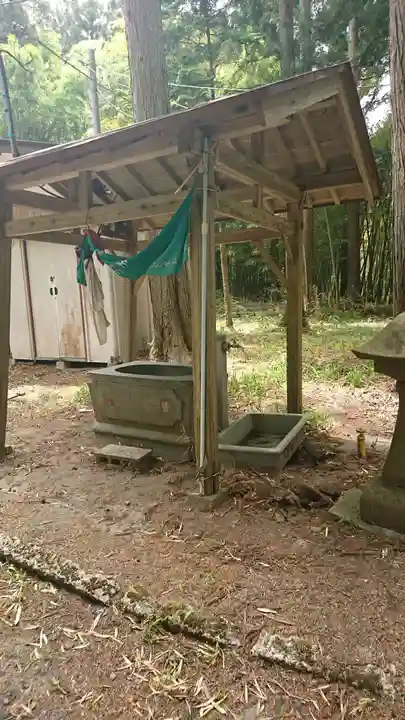 八幡神社の手水舎