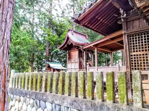 八幡神社の本殿