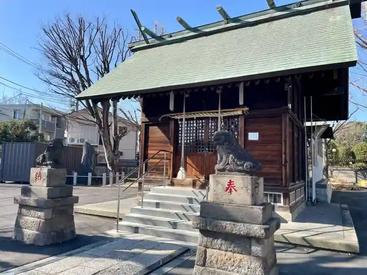 本一色天祖神社の{uncategorized: "未分類", other: "その他", undefined: "問題あり", building: "その他建物", grave: "お墓", sacred_gate: "鳥居", guardian: "狛犬", statue: "像", buddha: "仏像", history: "歴史", nature: "自然", garden: "庭園", animal: "動物", pagoda: "塔", temizu: "手水舎", mountain_gate: "山門・神門", sanctuary: "本殿・本堂", subordinate: "末社・摂社", art: "芸術", scenery: "景色", jizo: "地蔵", ema: "絵馬", goshuin: "御朱印", omikuji: "おみくじ", items: "授与品その他", amulet: "お守り", goshuincho: "御朱印帳", eats: "食事", festival: "お祭り", votive_dance: "神楽", shichigosan: "七五三参", wedding: "結婚式", experience: "体験その他", initially: "初詣", around: "周辺", anti_infection: "感染症対策"}