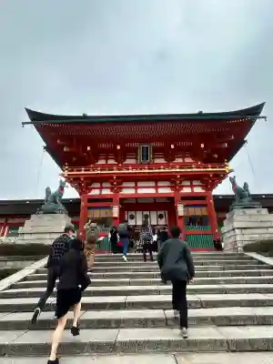 伏見稲荷大社の{uncategorized: "未分類", other: "その他", undefined: "問題あり", building: "その他建物", grave: "お墓", sacred_gate: "鳥居", guardian: "狛犬", statue: "像", buddha: "仏像", history: "歴史", nature: "自然", garden: "庭園", animal: "動物", pagoda: "塔", temizu: "手水舎", mountain_gate: "山門・神門", sanctuary: "本殿・本堂", subordinate: "末社・摂社", art: "芸術", scenery: "景色", jizo: "地蔵", ema: "絵馬", goshuin: "御朱印", omikuji: "おみくじ", items: "授与品その他", amulet: "お守り", goshuincho: "御朱印帳", eats: "食事", festival: "お祭り", votive_dance: "神楽", shichigosan: "七五三参", wedding: "結婚式", experience: "体験その他", initially: "初詣", around: "周辺", anti_infection: "感染症対策"}