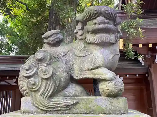 大國魂神社の狛犬