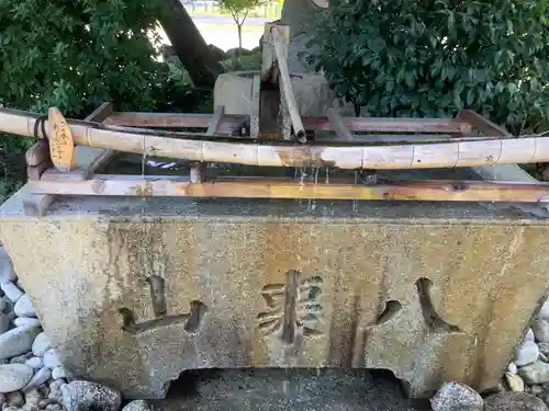 八事山 興正寺の手水舎