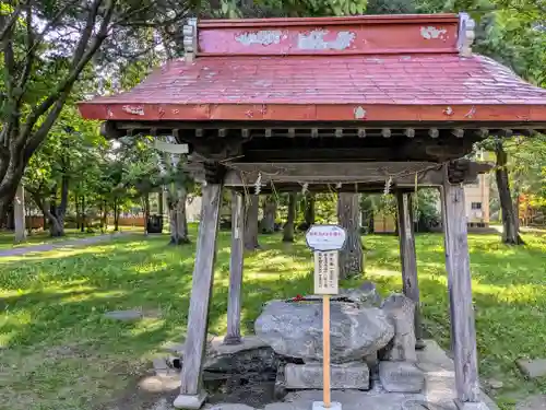 帯廣神社の手水