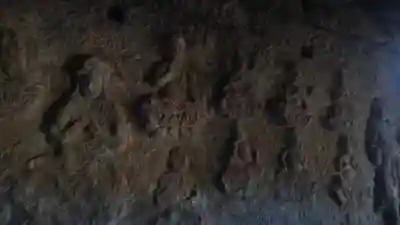 福真磨崖仏の仏像