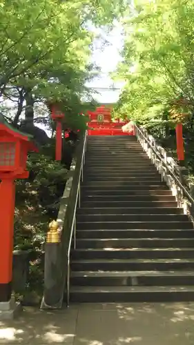 穴八幡宮の庭園