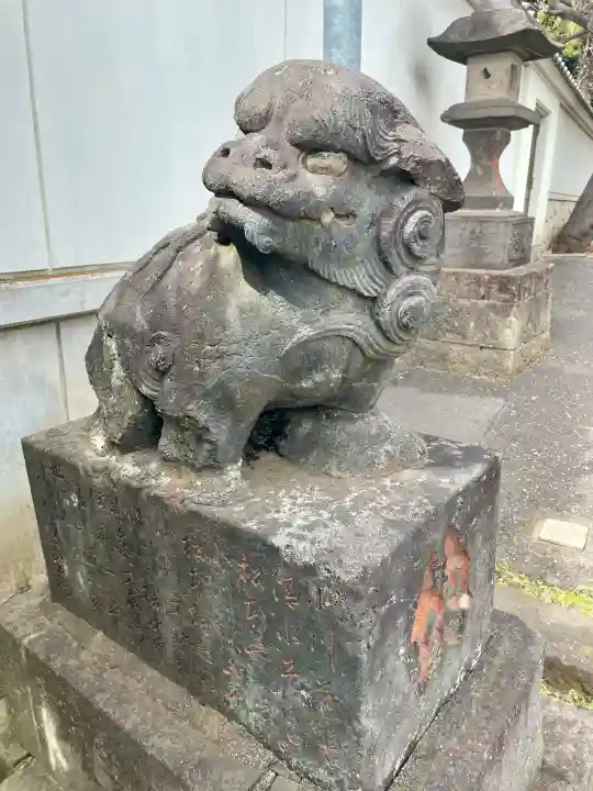 香取神社の{uncategorized: "未分類", other: "その他", undefined: "問題あり", building: "その他建物", grave: "お墓", sacred_gate: "鳥居", guardian: "狛犬", statue: "像", buddha: "仏像", history: "歴史", nature: "自然", garden: "庭園", animal: "動物", pagoda: "塔", temizu: "手水舎", mountain_gate: "山門・神門", sanctuary: "本殿・本堂", subordinate: "末社・摂社", art: "芸術", scenery: "景色", jizo: "地蔵", ema: "絵馬", goshuin: "御朱印", omikuji: "おみくじ", items: "授与品その他", amulet: "お守り", goshuincho: "御朱印帳", eats: "食事", festival: "お祭り", votive_dance: "神楽", shichigosan: "七五三参", wedding: "結婚式", experience: "体験その他", initially: "初詣", around: "周辺", anti_infection: "感染症対策"}