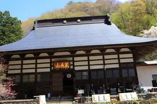 観音寺の本殿・本堂