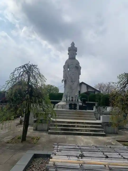 三寳寺(東京都)