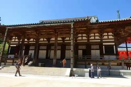 壇上伽藍の本殿・本堂