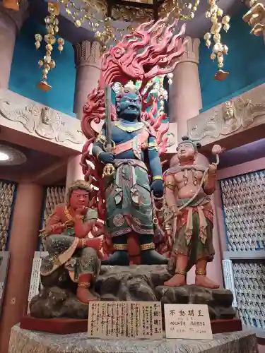 鳥居観音(埼玉県)