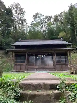 諏訪神社の本殿・本堂
