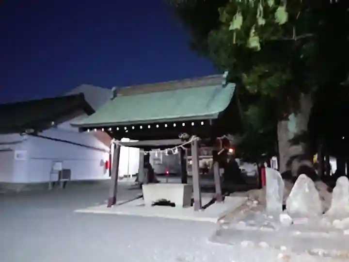 中條神社の手水舎
