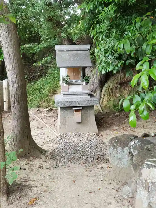 金ケ崎神社の末社・摂社