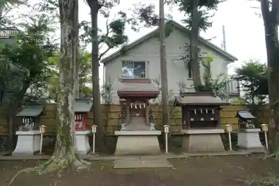 天沼八幡神社の末社・摂社