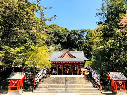 豊玉姫神社の本殿